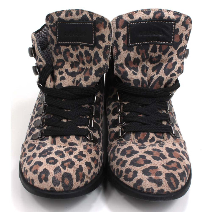 Adesso Boots in Leopard Print