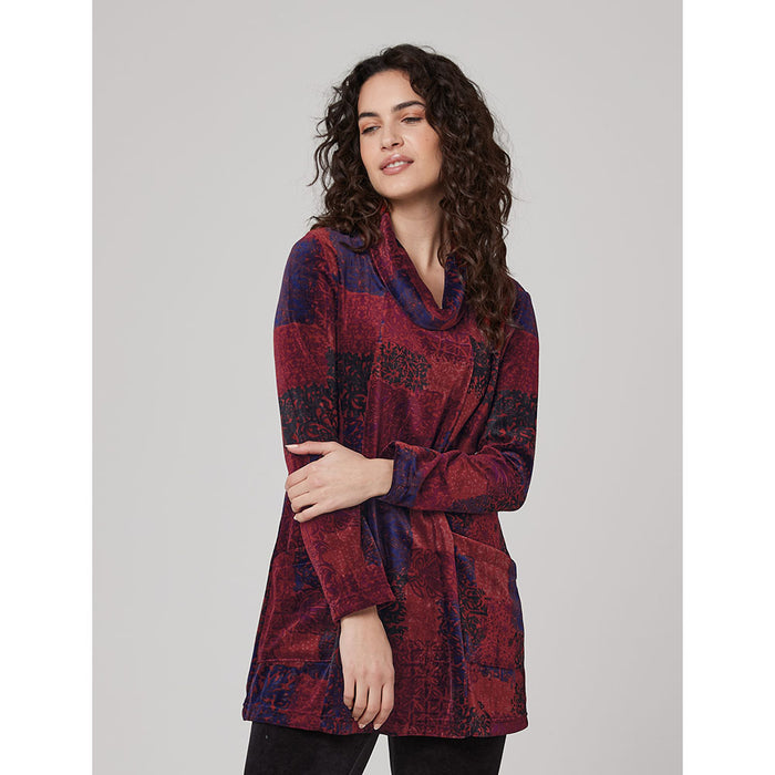 Plum coloured patchwork tunic that is mid thigh length and patch pockets. Patwork print features navy blue and black speckled prints. Cowl neckline. 