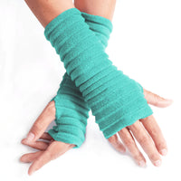 Wristee fingerless gloves in teal.