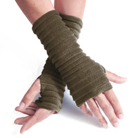 Wristee fingerless gloves in olive.