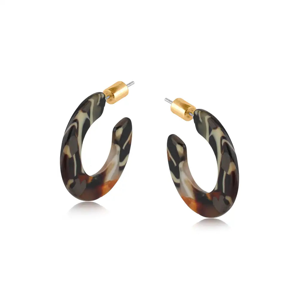 Flat oval hoop earrings in mottled brown and black with gold coloured stoppers