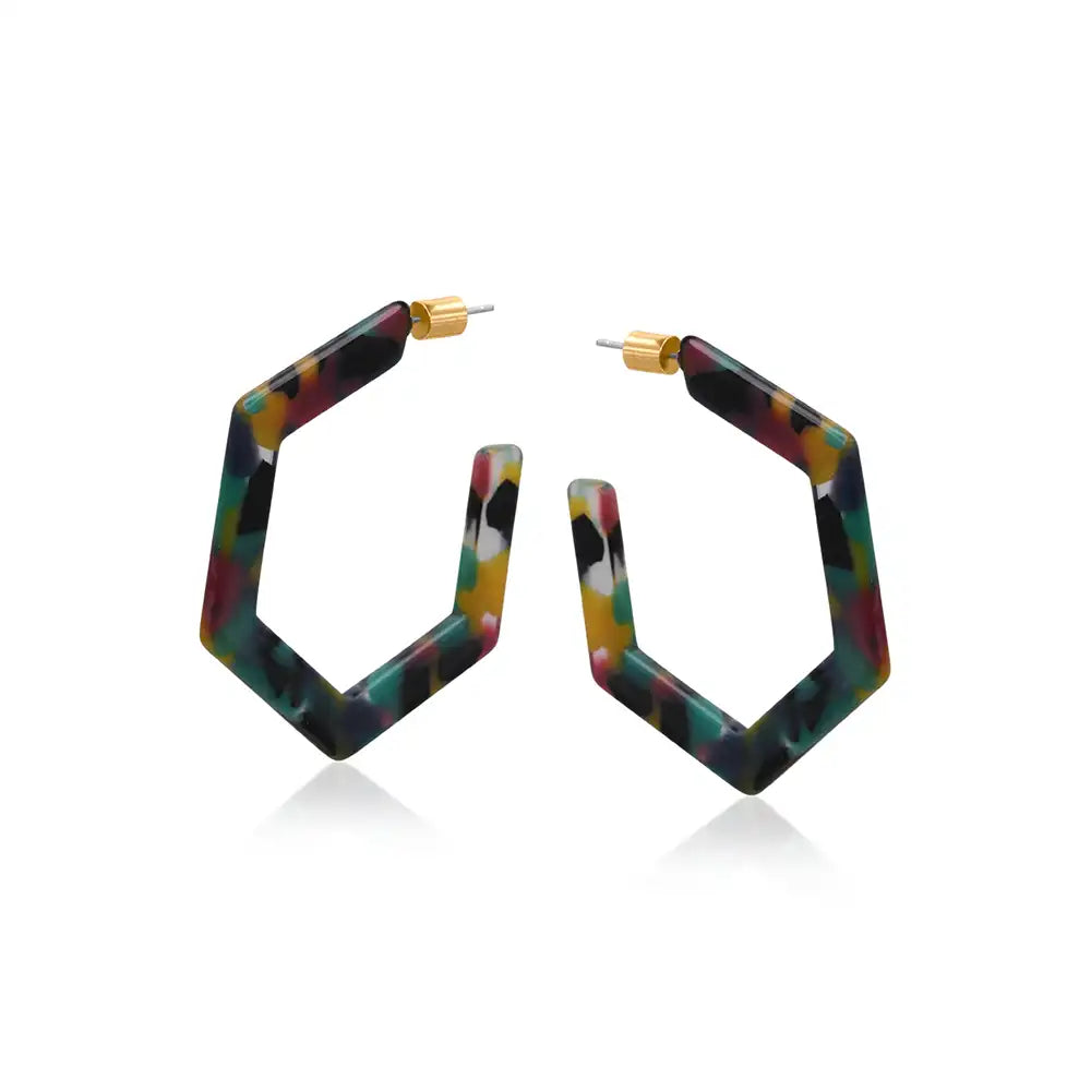 Hexagonal earring in black multicoloured mottle