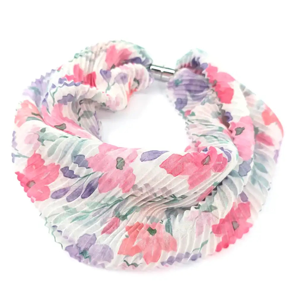 Magnetic Scarf - Pastel Flowers