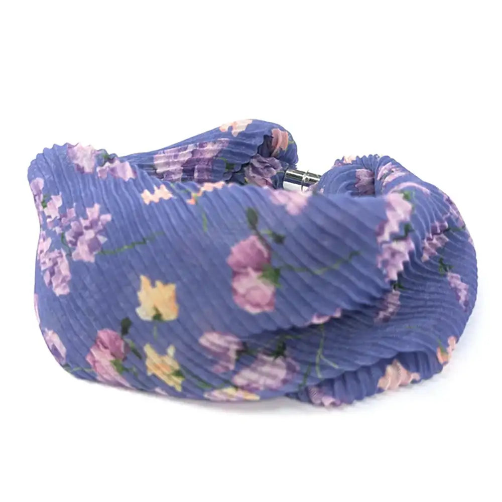 Magnetic Scarf - Sweet Pea Indigo