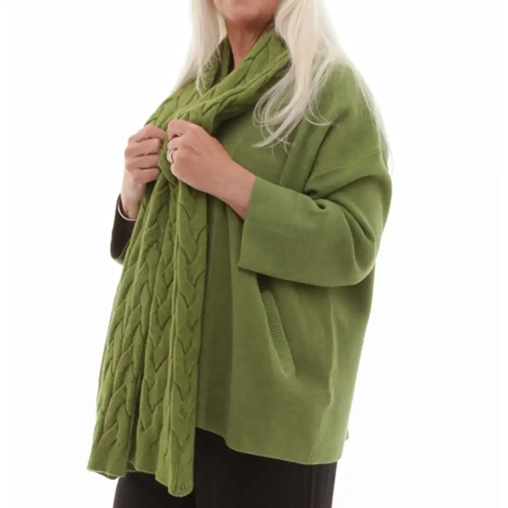 Cosy Cable Knit Scarf - Green