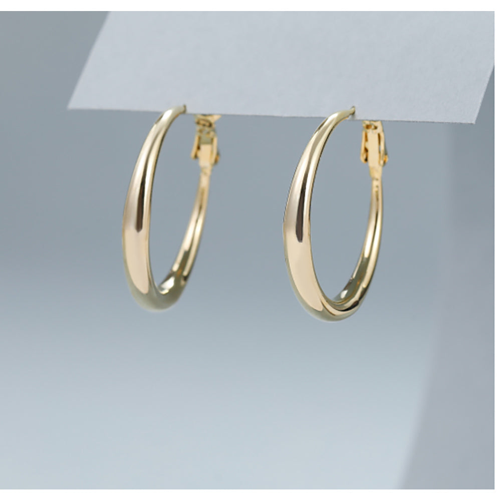 Gracee Classic Hoop Earrings in Gold