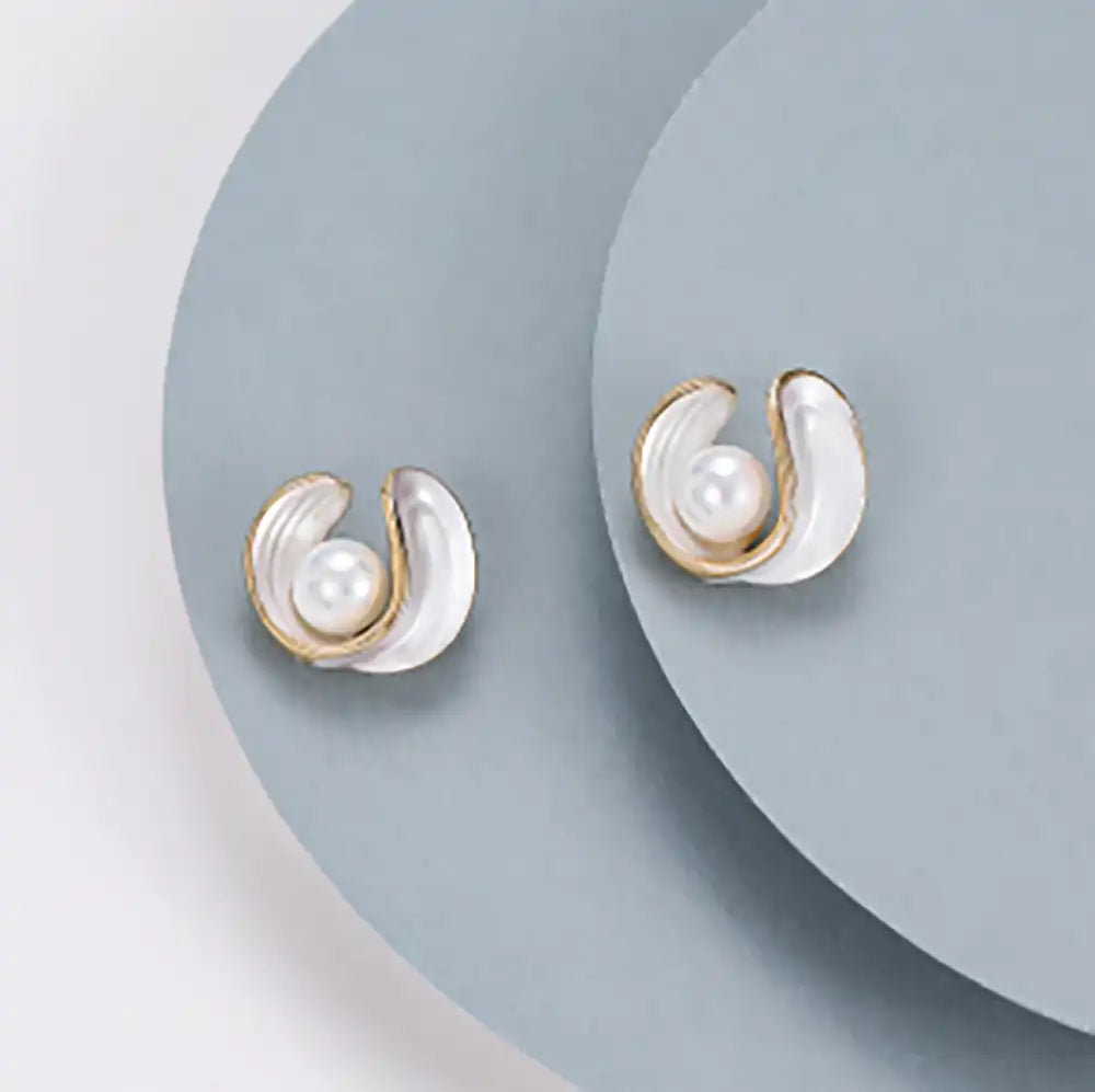 Swirled Pearl Stud Earrings with Gold Trim