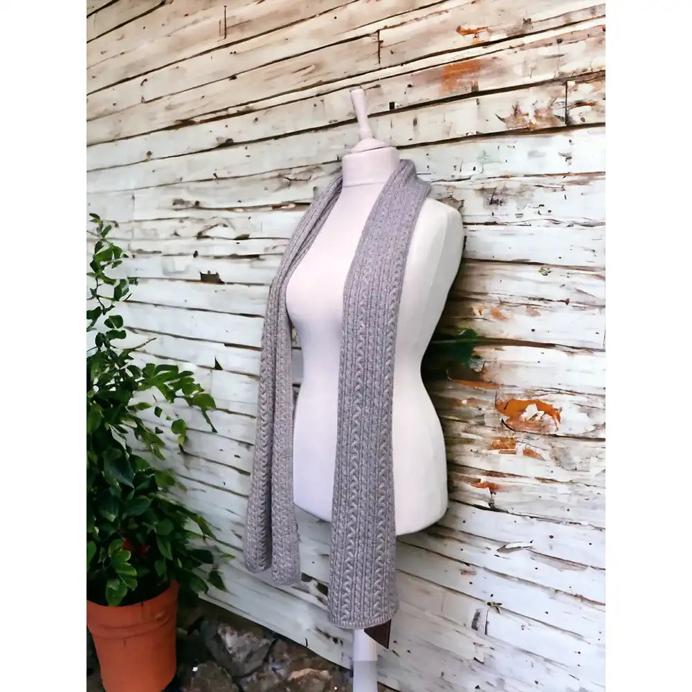 Cable Knit Long Scarf Grey