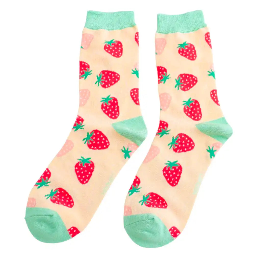Strawberry Regular Socks in Cream