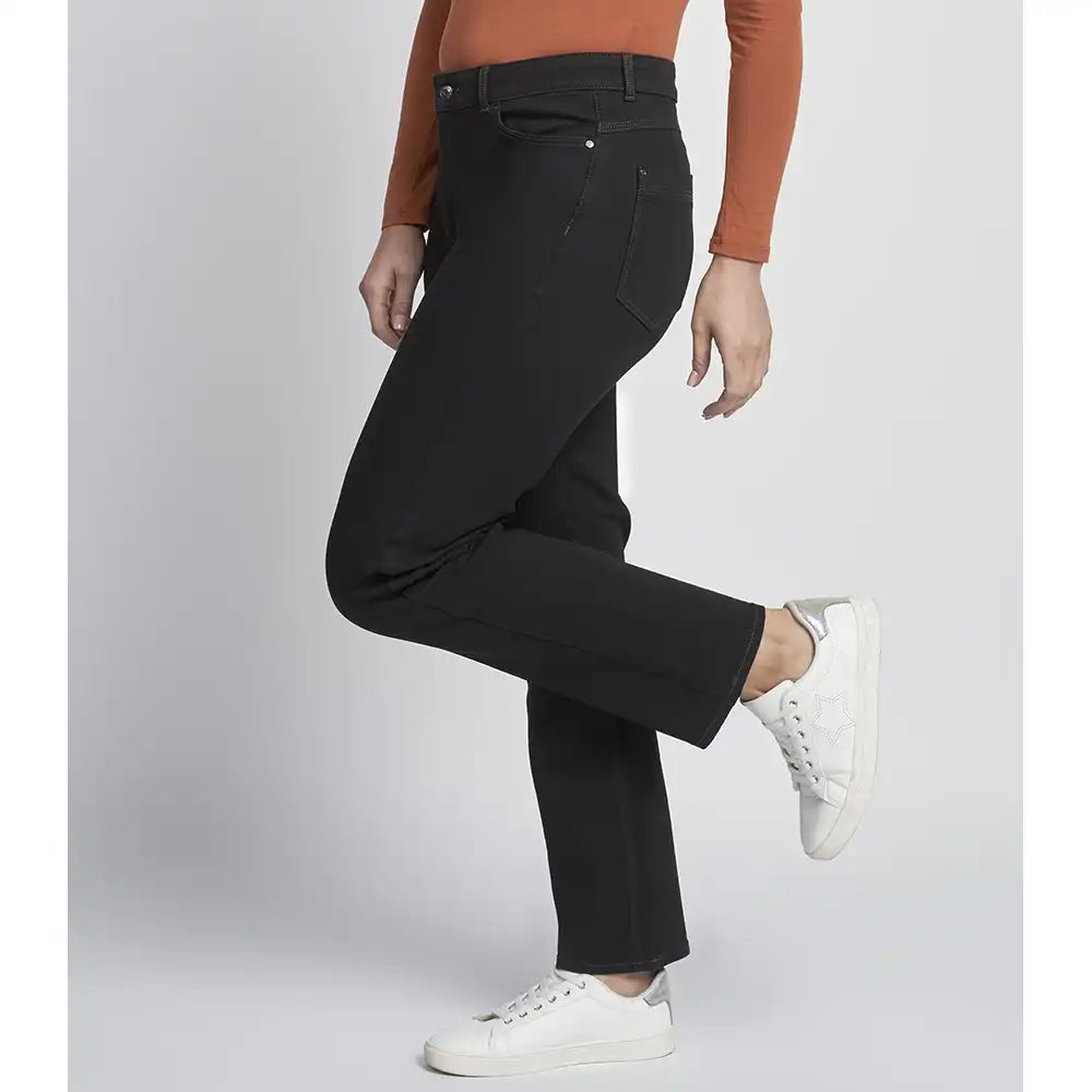 Deluxe Stretch Jeans in Black Denim