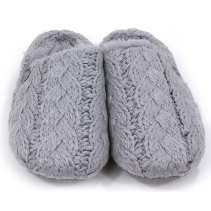 Shu Da Helena slippers. Chunky cable knitted design. Mule open backs. Front view.