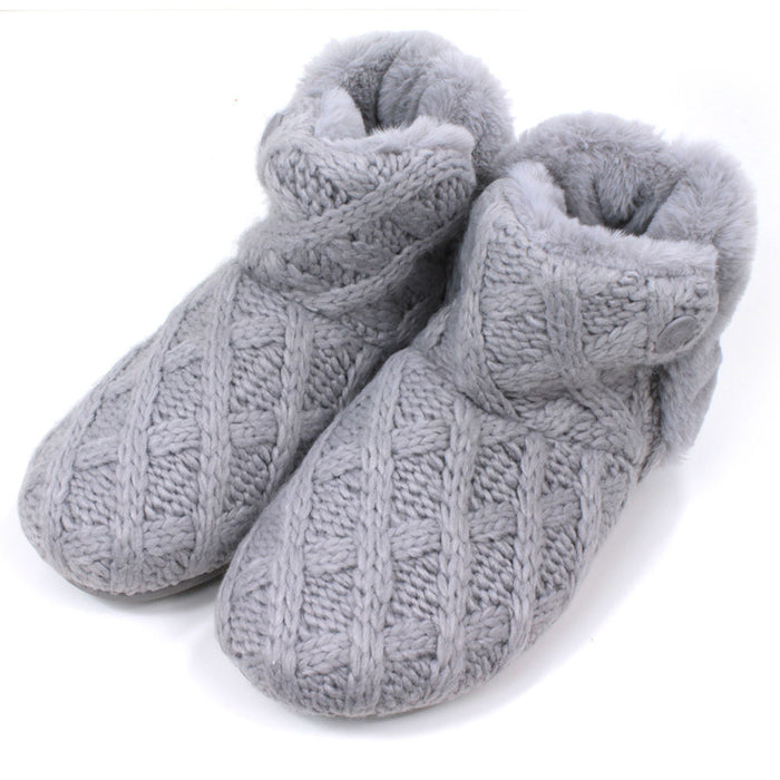 Shu Da Jenny bootie slippers. Grey knitted design. Grey furry lining and back. Angled view.