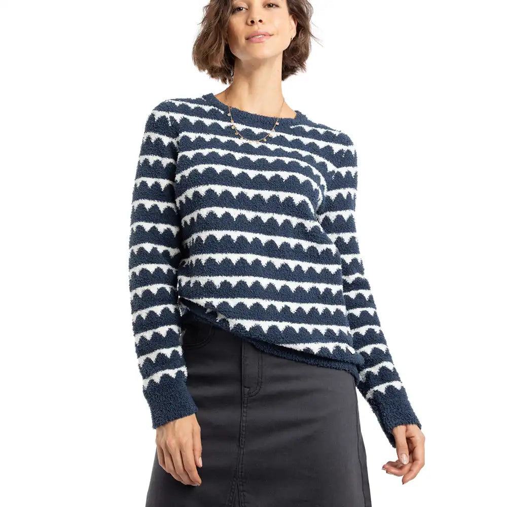 Tyla Cosy Scalloped Jumper - Navy