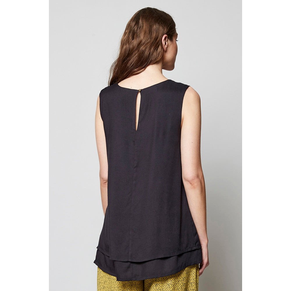 Nomads Double Layer Vest in Black